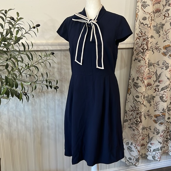 J.Crew Bow-Tie Dress - Picture 4 of 7